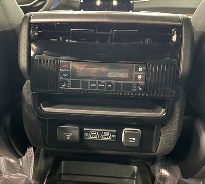 2026 Jeep Grand Wagoneer L Limited Reserve