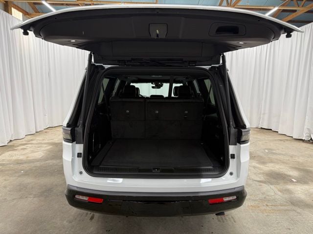 2026 Jeep Grand Wagoneer L Limited Reserve