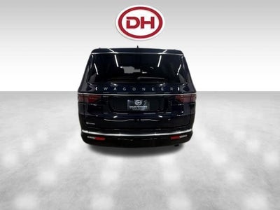 2025 Jeep Wagoneer Base
