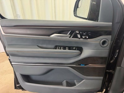 2024 Jeep Grand Wagoneer Series III