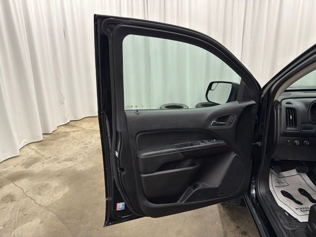 2020 GMC Canyon SLE1