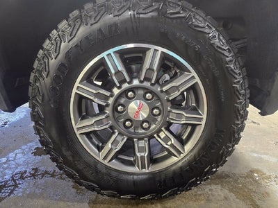 2025 GMC Sierra 1500 AT4