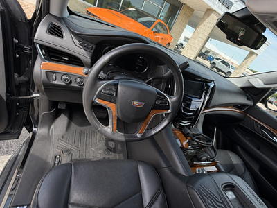 2016 Cadillac Escalade Luxury