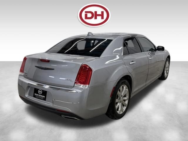 2017 Chrysler 300 C