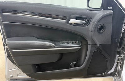 2017 Chrysler 300 C