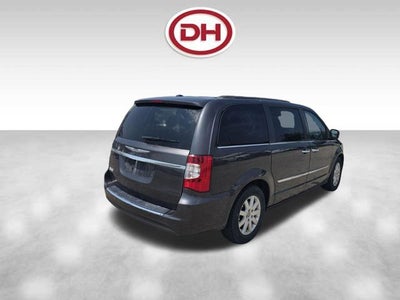 2016 Chrysler Town & Country Touring