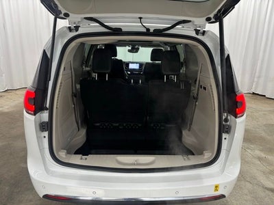 2022 Chrysler Pacifica Limited