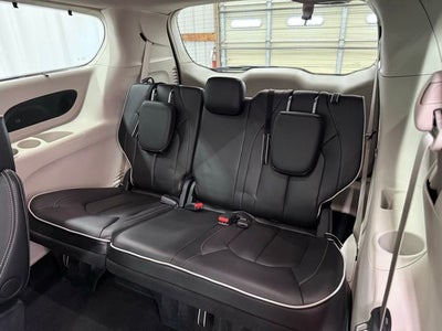 2024 Chrysler Pacifica Limited