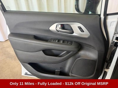 2025 Chrysler Pacifica Limited