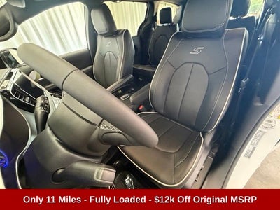2025 Chrysler Pacifica Limited