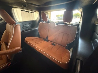 2025 Chrysler Pacifica Pinnacle