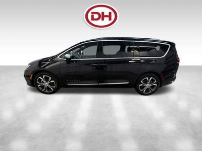 2025 Chrysler Pacifica Pinnacle
