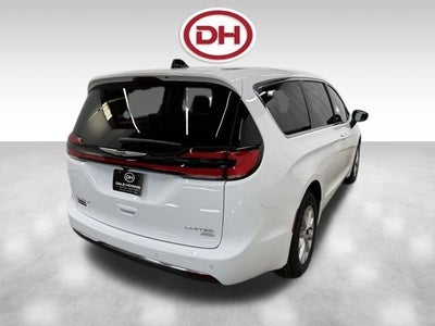 2026 Chrysler Pacifica Limited