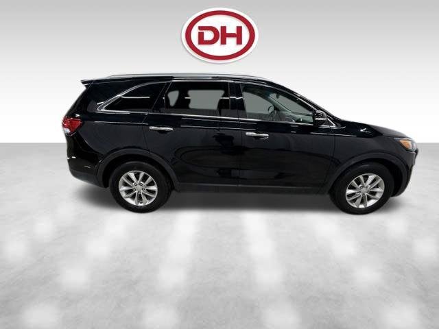 Used 2016 Kia Sorento LX with VIN 5XYPG4A39GG171103 for sale in Waverly, IA