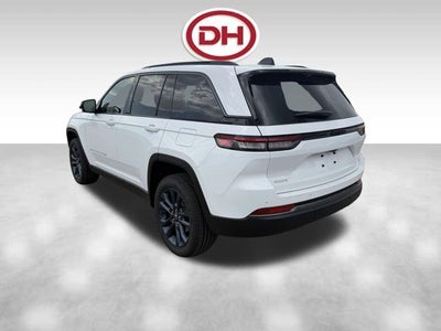 2026 Jeep Grand Cherokee Base