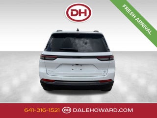 2026 Jeep Grand Cherokee Base