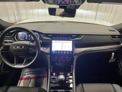 2025 Jeep Grand Cherokee Overland