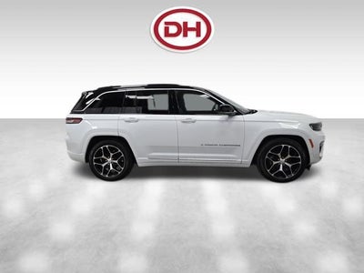 2025 Jeep Grand Cherokee Summit