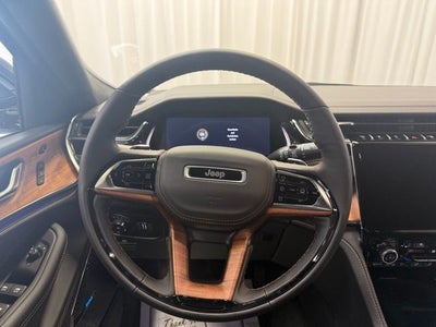 2025 Jeep Grand Cherokee Summit