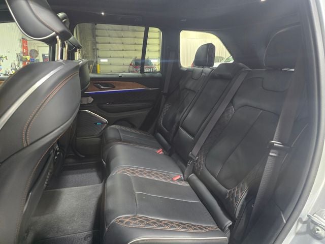 2022 Jeep Grand Cherokee Summit Reserve