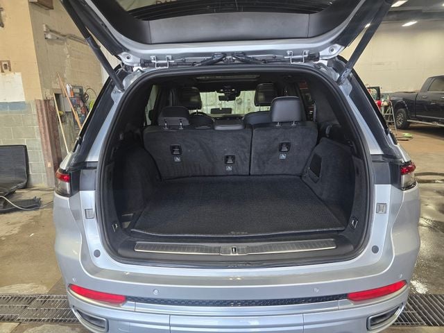 2022 Jeep Grand Cherokee Summit Reserve