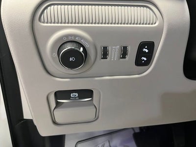 2022 Jeep Grand Wagoneer Series II