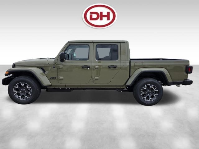2026 Jeep Gladiator Sahara