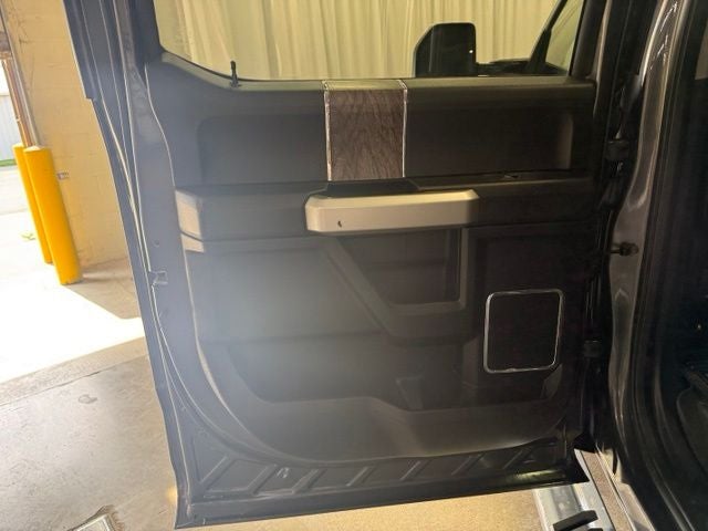 2017 Ford F-250SD Lariat