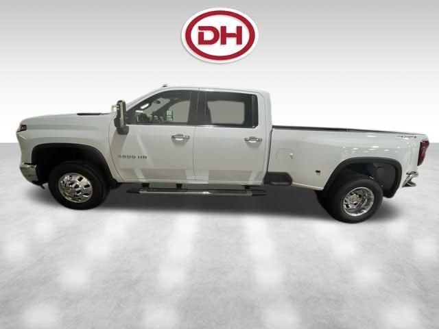 2026 Chevrolet Silverado 3500HD LTZ