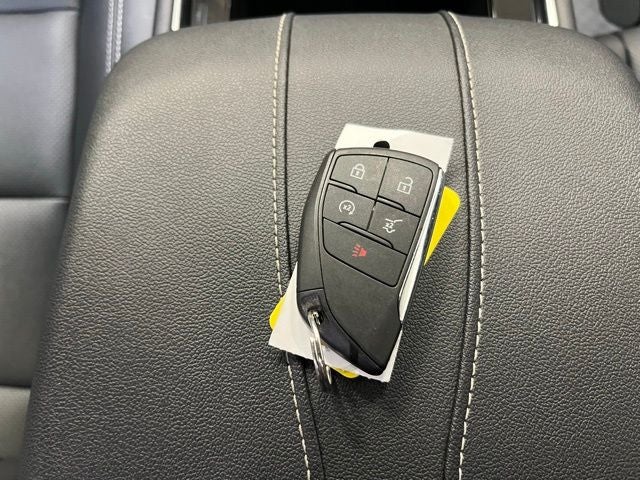 2025 Chevrolet Traverse LT 2LT