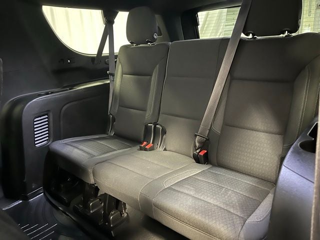 2022 Chevrolet Suburban LS