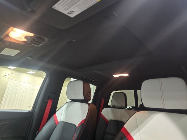 2025 GMC Canyon AT4