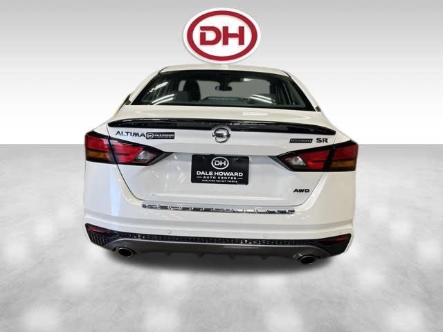 2022 Nissan Altima 2.5 SR