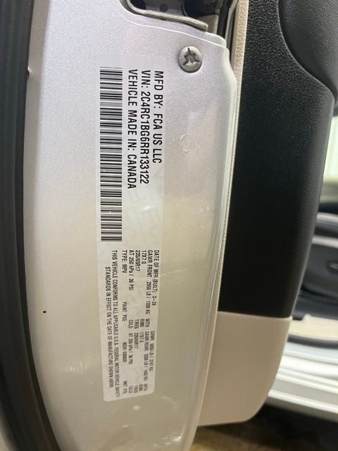 2024 Chrysler Pacifica Touring L