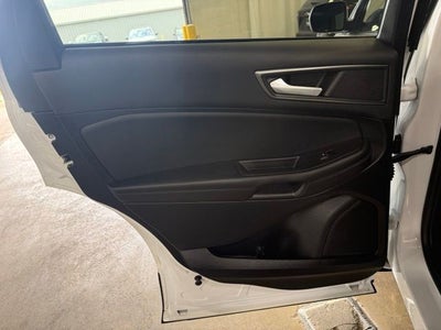 2023 Ford Edge SE