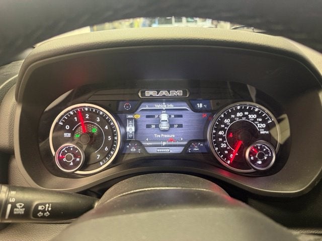 2027 RAM 1500 Big Horn/Lone Star